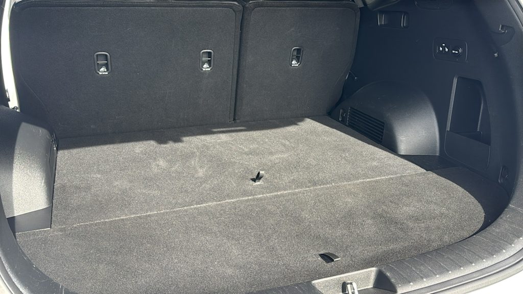 Thumbnail: 2022 Hyundai Santa Fe - 16