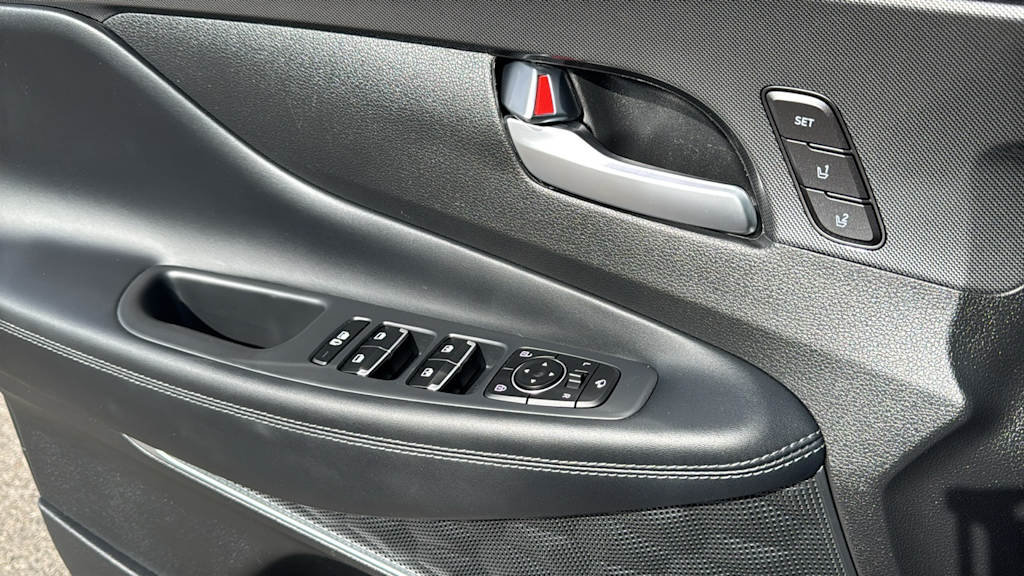 Thumbnail: 2022 Hyundai Santa Fe - 27