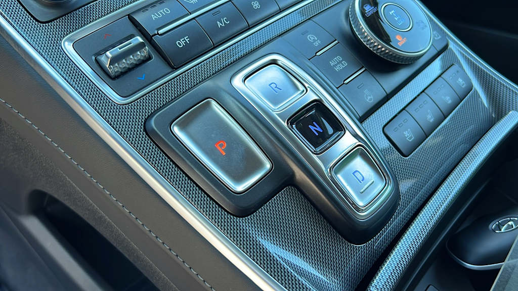 Thumbnail: 2022 Hyundai Santa Fe - 22