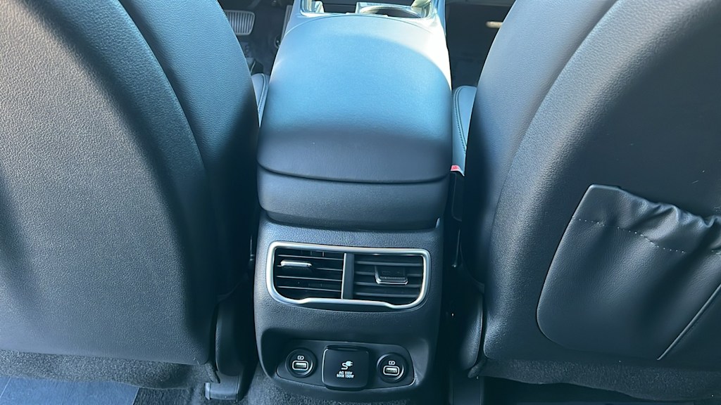 Thumbnail: 2022 Hyundai Santa Fe - 29