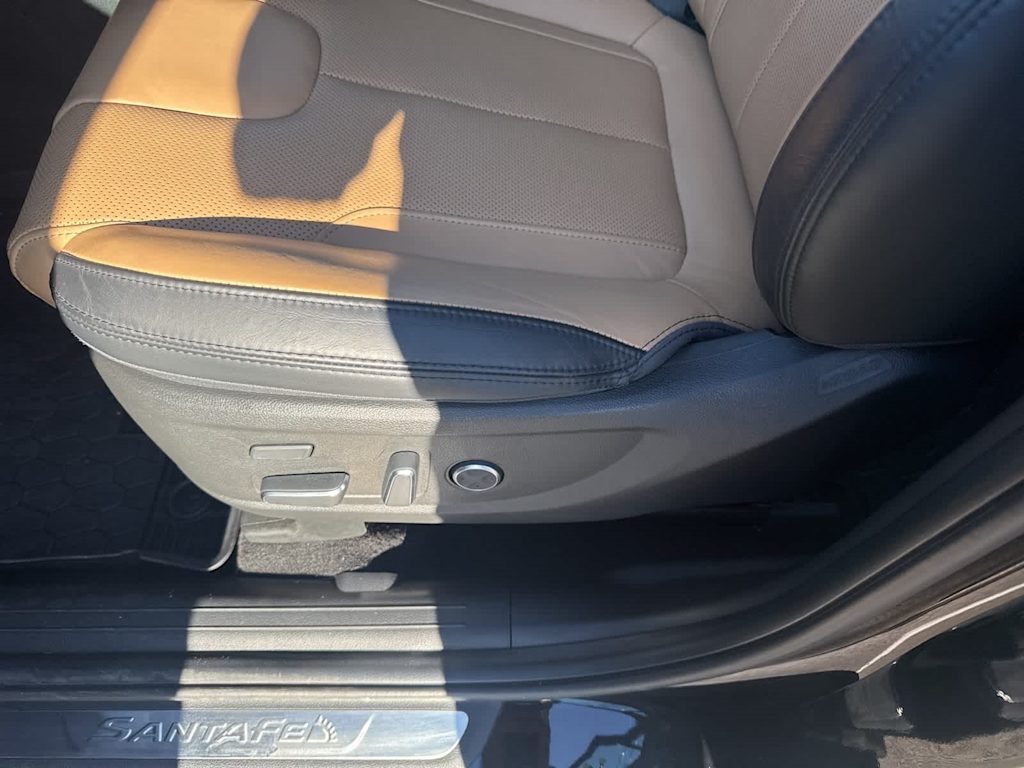 Thumbnail: 2023 Hyundai Santa Fe - 15