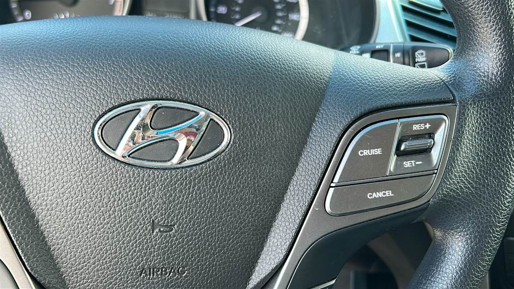 Thumbnail: 2018 Hyundai Santa Fe - 25