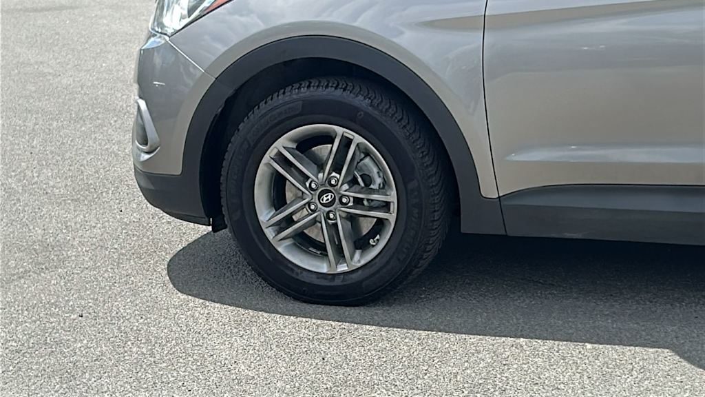 Thumbnail: 2018 Hyundai Santa Fe - 8
