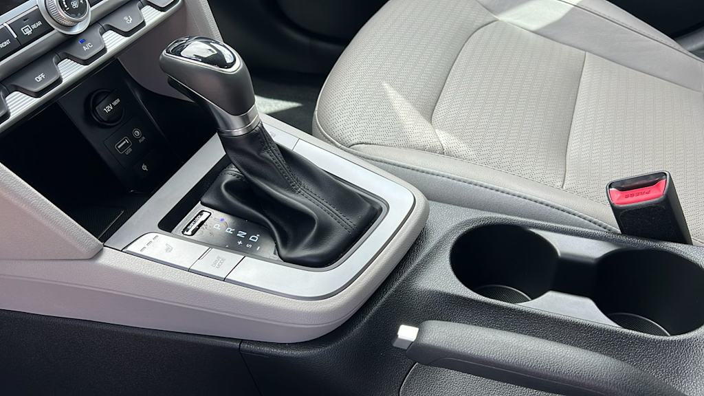 Thumbnail: 2019 Hyundai Elantra - 14
