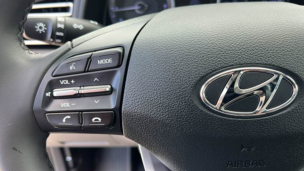 Thumbnail: 2019 Hyundai Elantra - 26