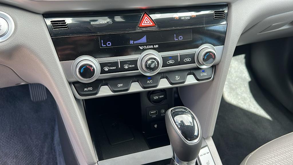 Thumbnail: 2019 Hyundai Elantra - 23