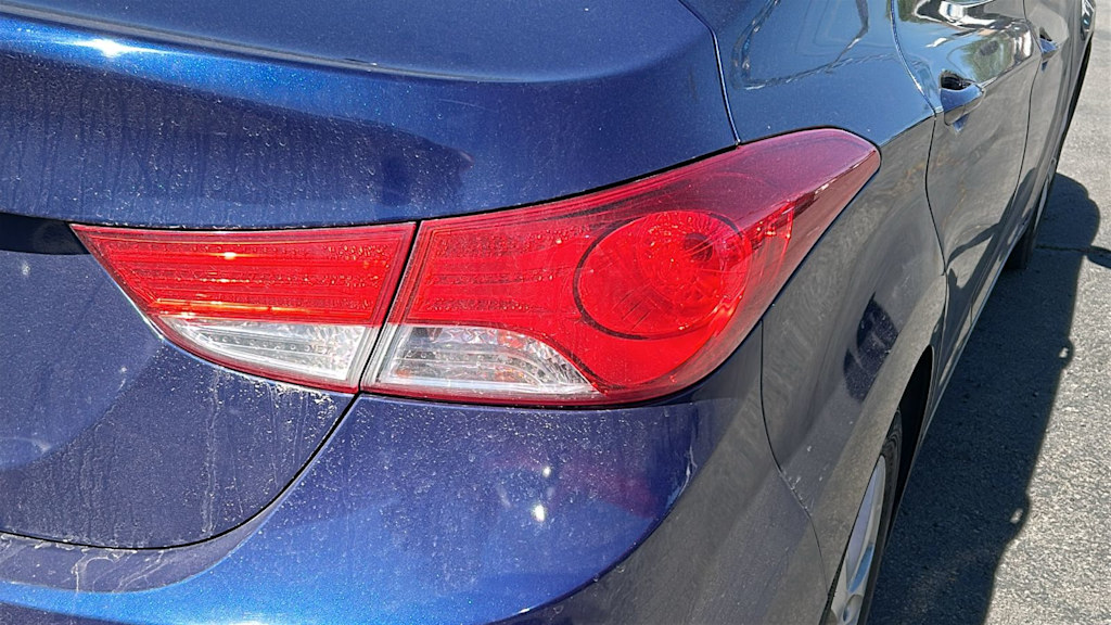 Thumbnail: 2013 Hyundai Elantra - 14
