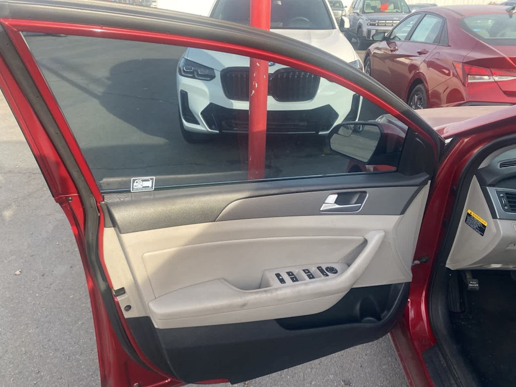 Thumbnail: 2015 Hyundai Sonata - 20