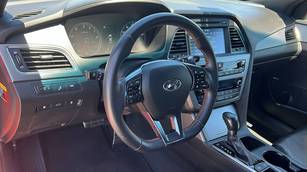 Thumbnail: 2015 Hyundai Sonata - 2