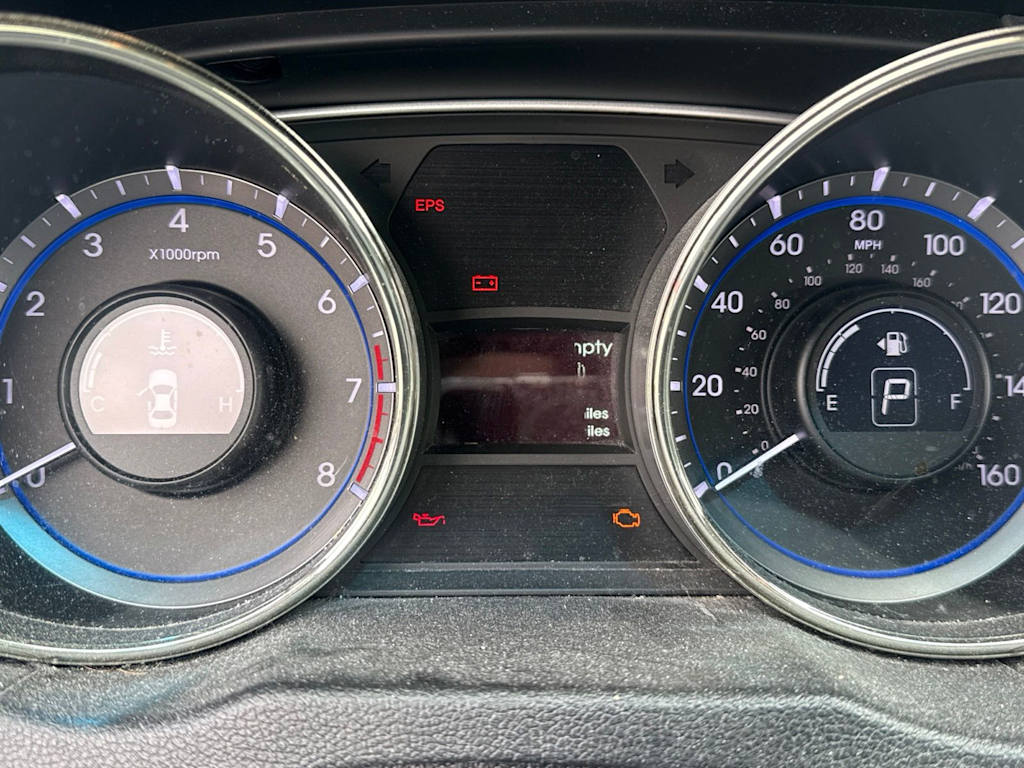 Thumbnail: 2012 Hyundai Sonata - 13