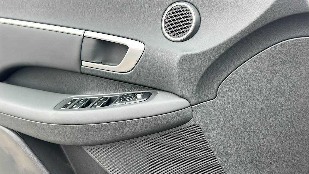 Thumbnail: 2022 Hyundai Sonata - 28