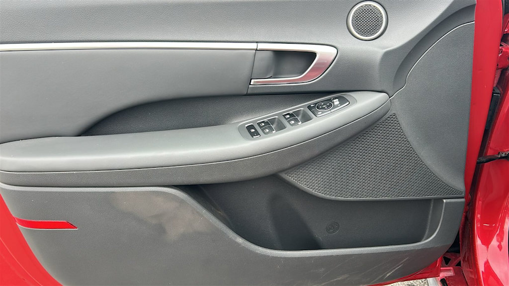 Thumbnail: 2022 Hyundai Sonata - 29