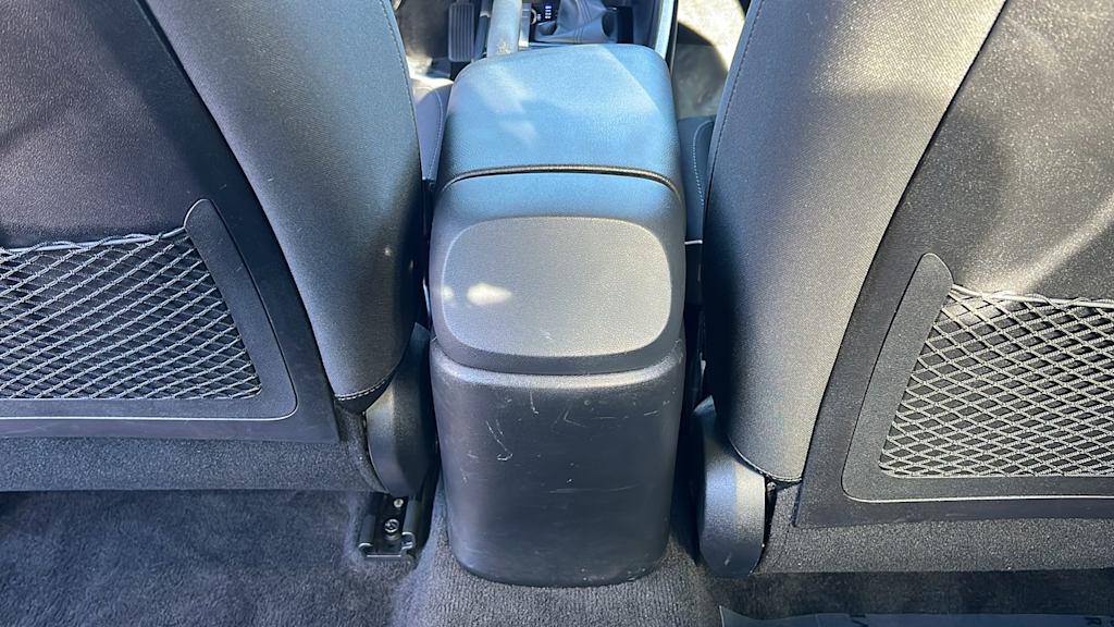 Thumbnail: 2022 Hyundai Elantra - 18