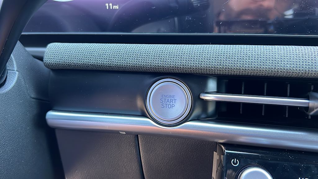 Thumbnail: 2025 Hyundai Santa Cruz - 24