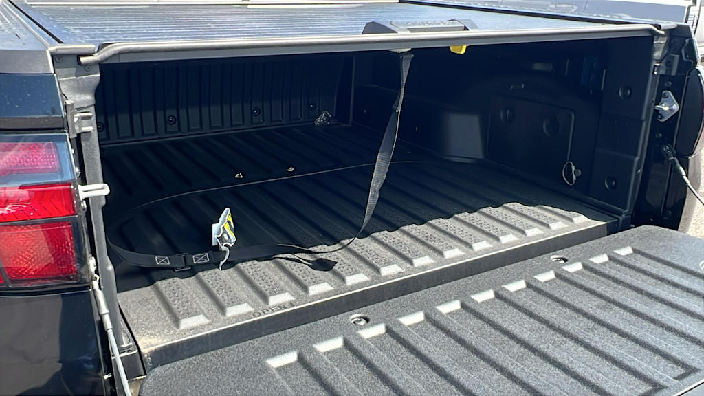 Thumbnail: 2025 Hyundai Santa Cruz - 16