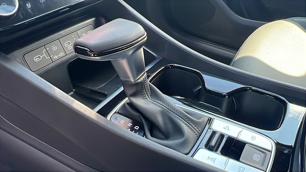 Thumbnail: 2025 Hyundai Santa Cruz - 14