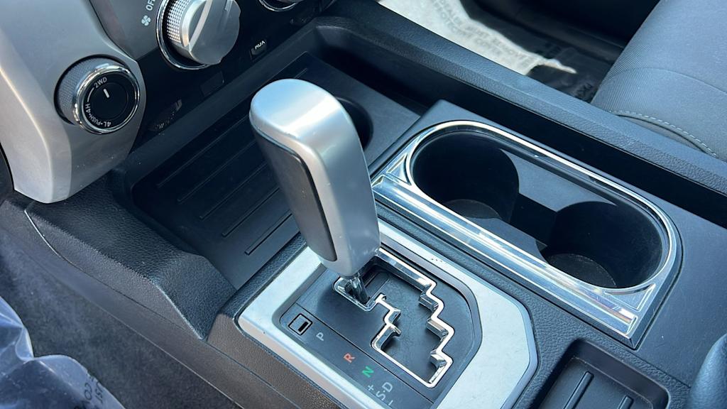 Thumbnail: 2018 Toyota Tundra - 15