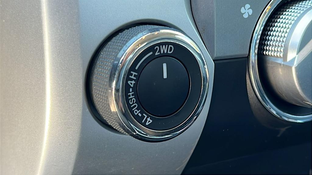 Thumbnail: 2018 Toyota Tundra - 30