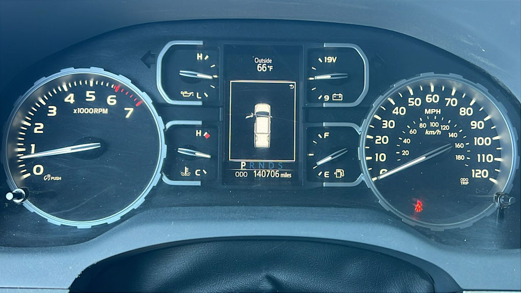 Thumbnail: 2018 Toyota Tundra - 16