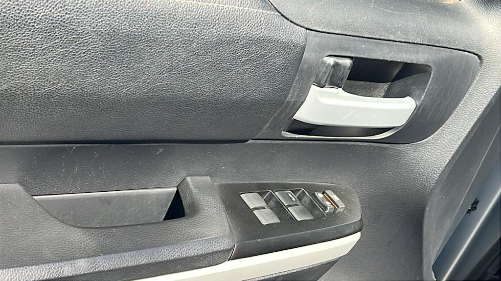 Thumbnail: 2018 Toyota Tundra - 26