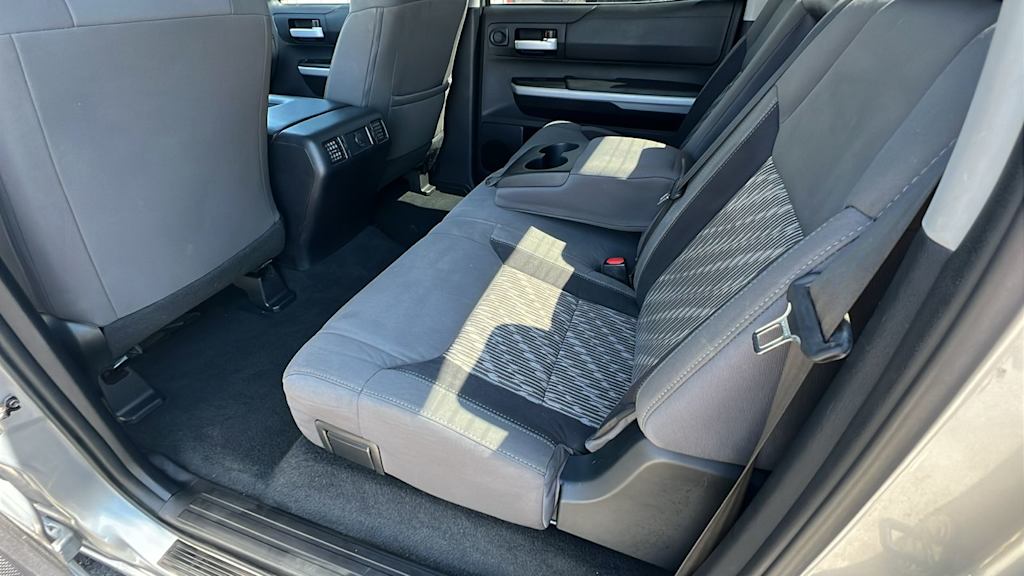 Thumbnail: 2018 Toyota Tundra - 12