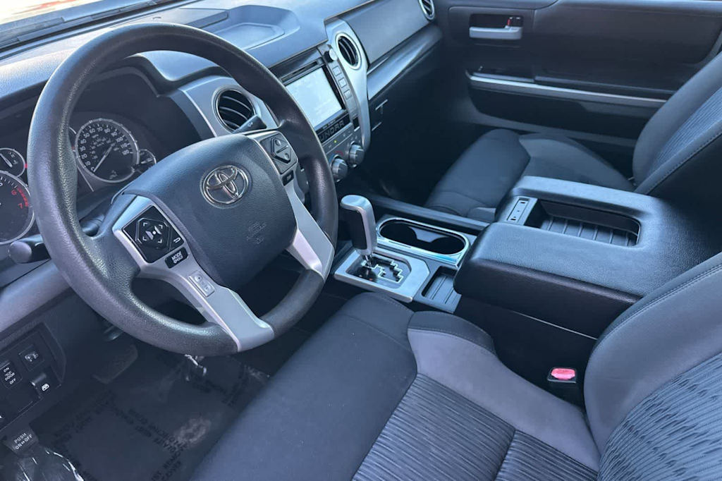 Thumbnail: 2014 Toyota Tundra - 9
