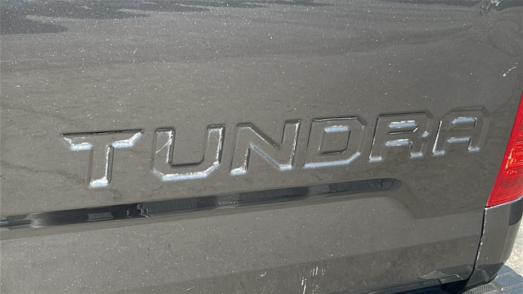 Thumbnail: 2014 Toyota Tundra - 7