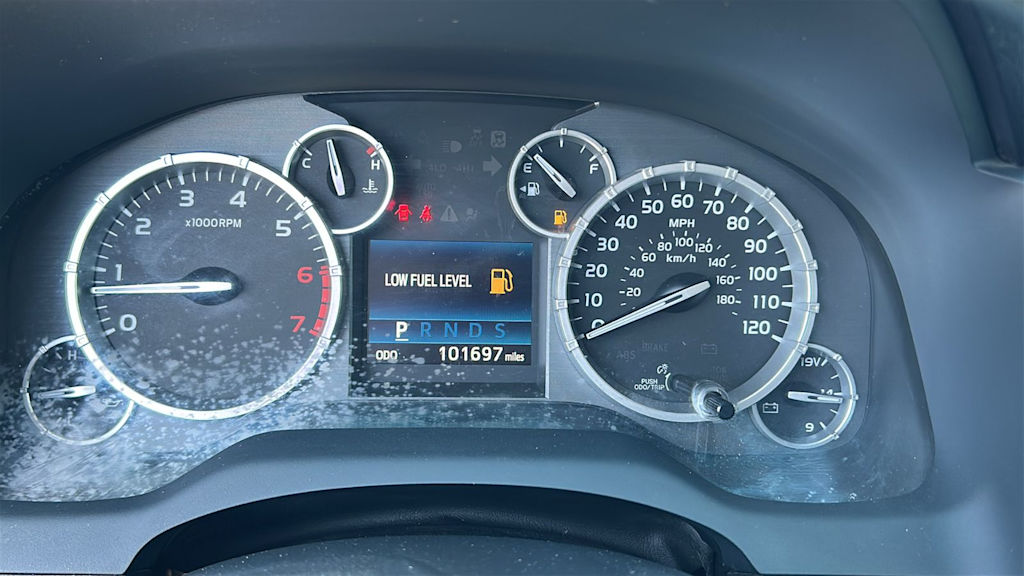 Thumbnail: 2014 Toyota Tundra - 16