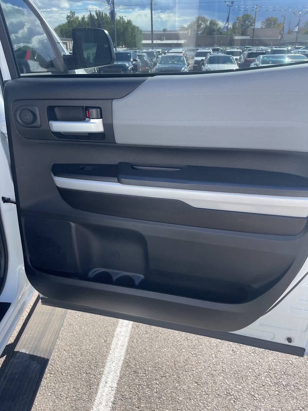 Thumbnail: 2021 Toyota Tundra - 14