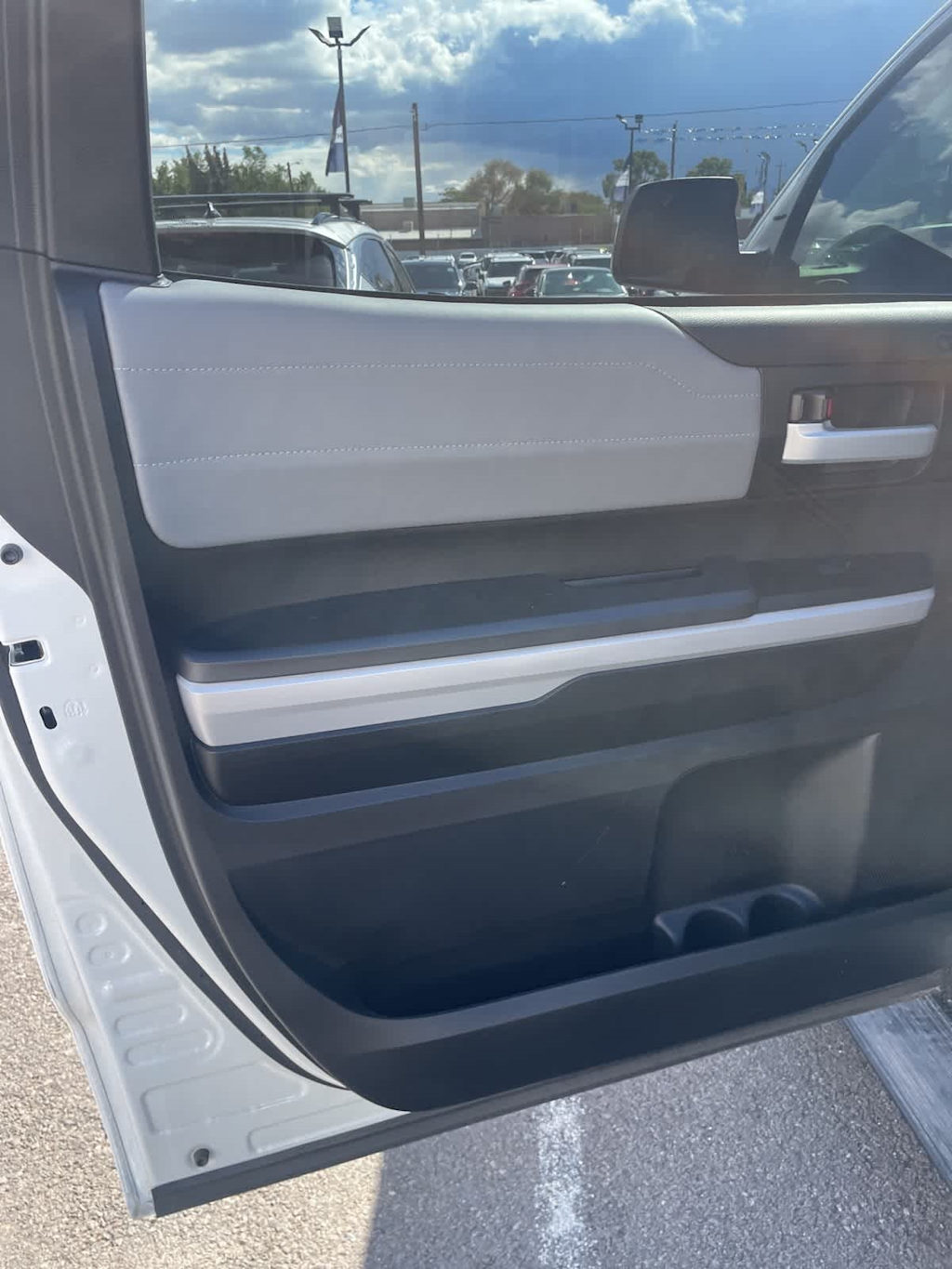 Thumbnail: 2021 Toyota Tundra - 20