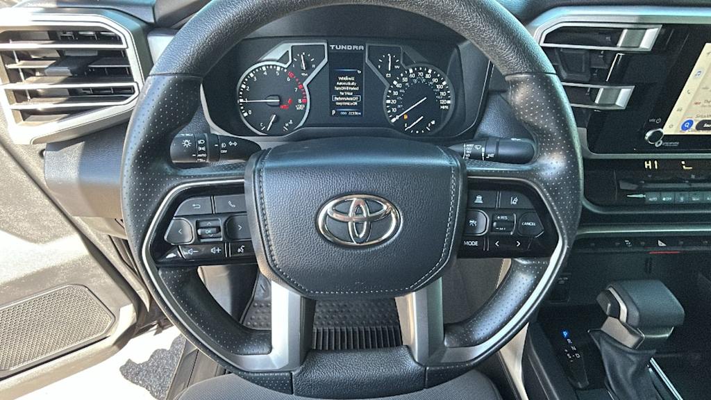 Thumbnail: 2023 Toyota Tundra - 9