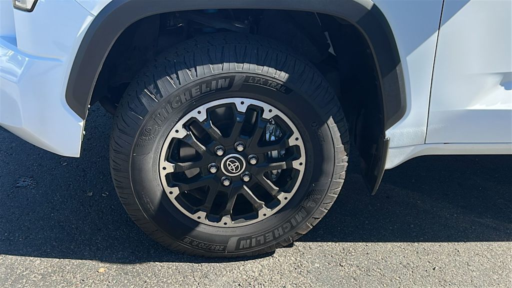 Thumbnail: 2024 Toyota Tundra - 6