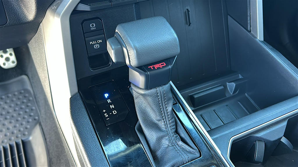 Thumbnail: 2024 Toyota Tundra - 10
