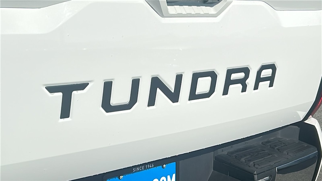 Thumbnail: 2024 Toyota Tundra - 7