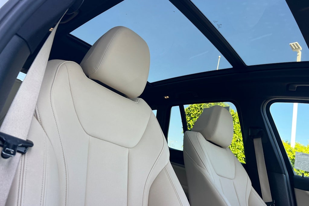 Thumbnail: 2021 BMW X3 - 23