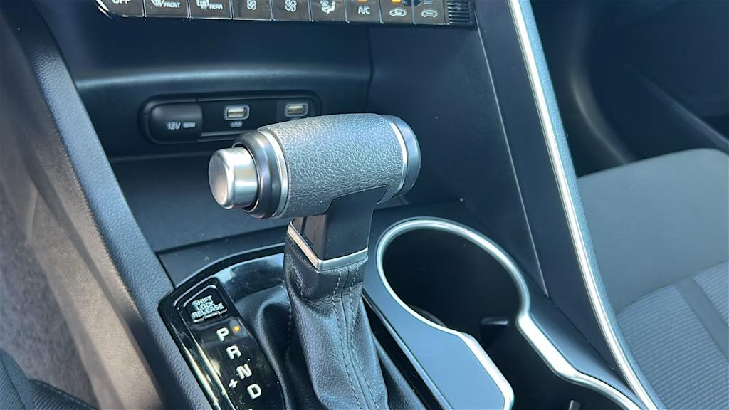 Thumbnail: 2023 Kia K5 - 15