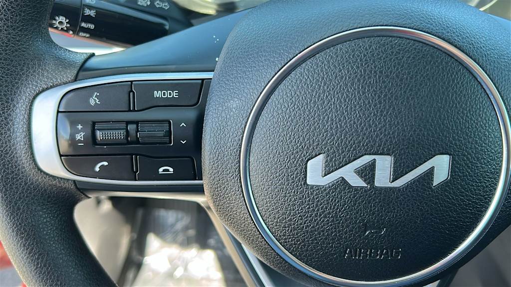 Thumbnail: 2023 Kia K5 - 26