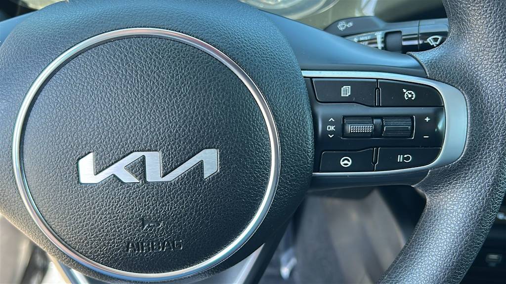 Thumbnail: 2023 Kia K5 - 27