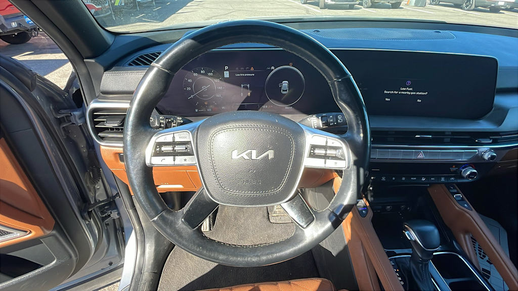 Thumbnail: 2023 Kia Telluride - 11