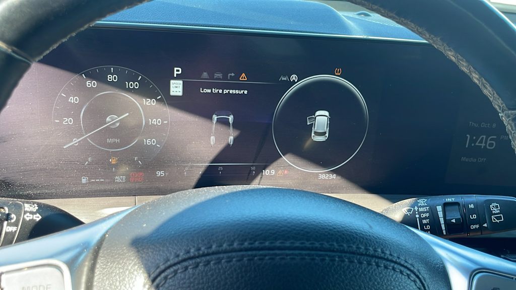 Thumbnail: 2023 Kia Telluride - 14