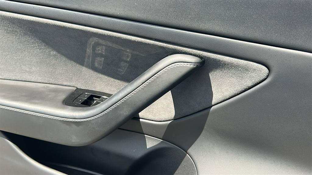Thumbnail: 2020 Tesla Model 3 - 23