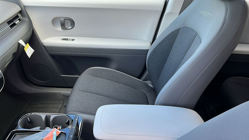 Thumbnail: 2026 Hyundai Ioniq 5 - 10