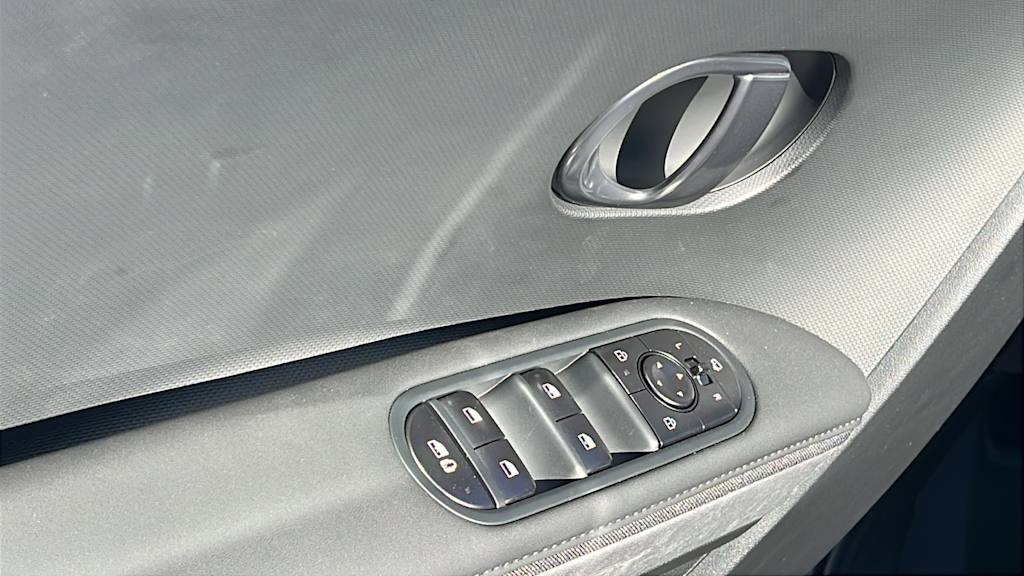 Thumbnail: 2025 Hyundai Ioniq 5 - 28