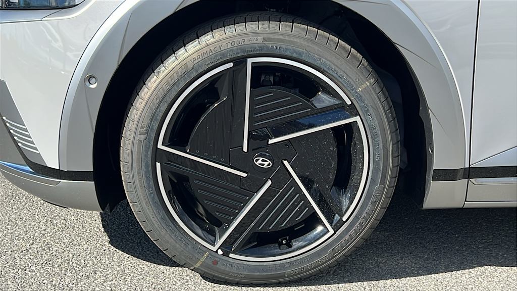 Thumbnail: 2026 Hyundai Ioniq 5 - 6