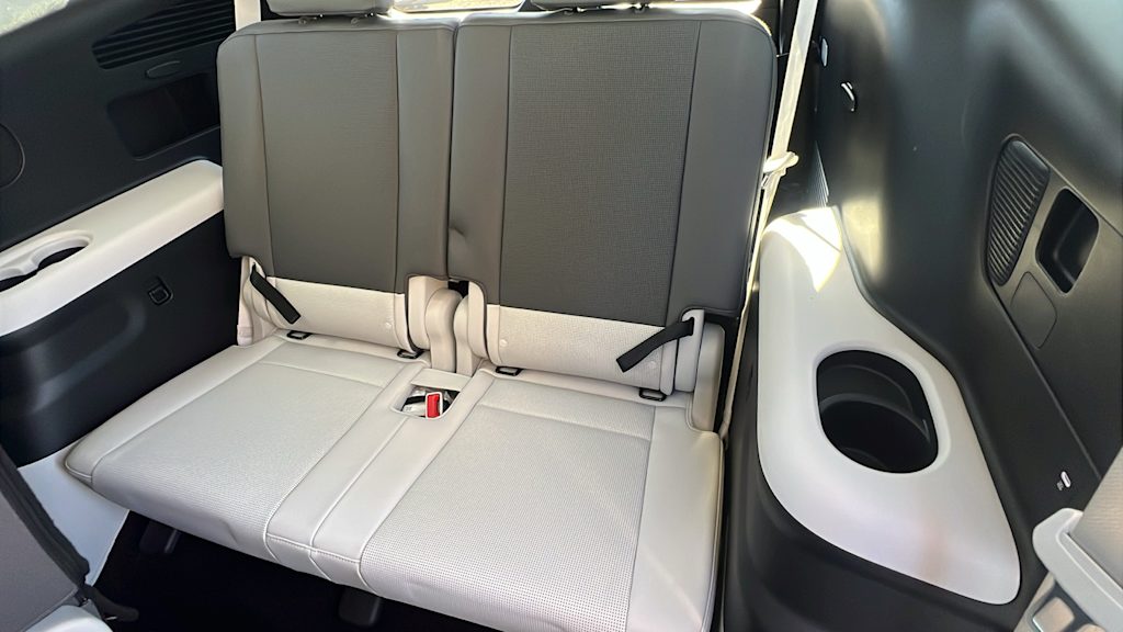 Thumbnail: 2026 Hyundai Ioniq - 30