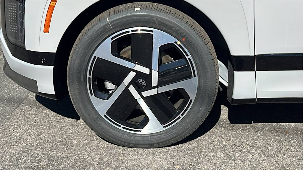 Thumbnail: 2026 Hyundai Ioniq - 8