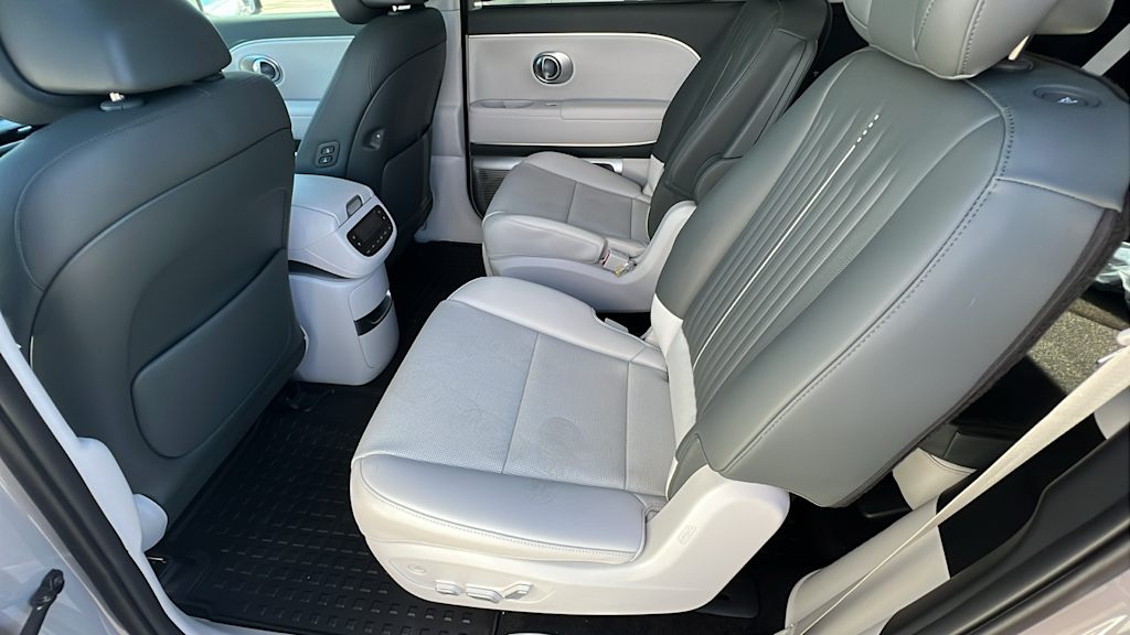 Thumbnail: 2026 Hyundai Ioniq - 12