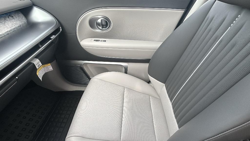 Thumbnail: 2026 Hyundai Ioniq - 9