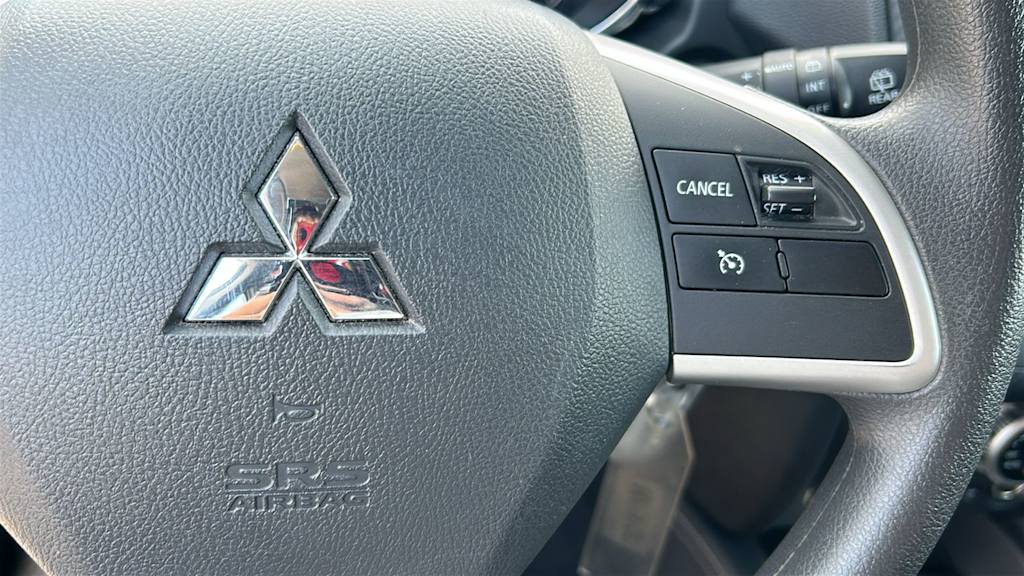 Thumbnail: 2024 Mitsubishi Outlander Sport - 26