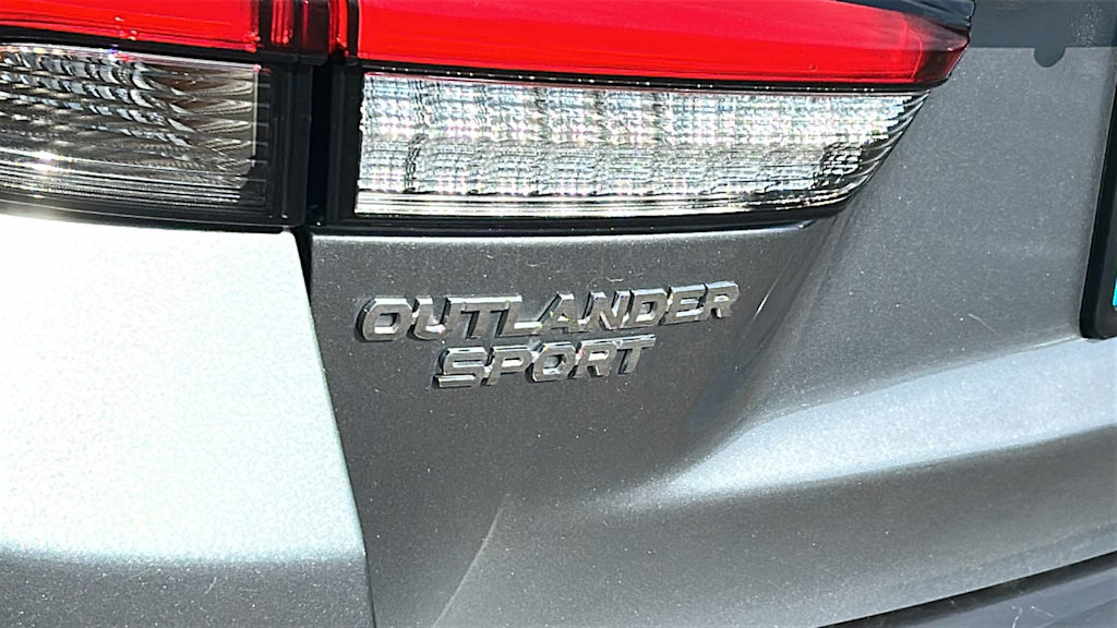 Thumbnail: 2024 Mitsubishi Outlander Sport - 7